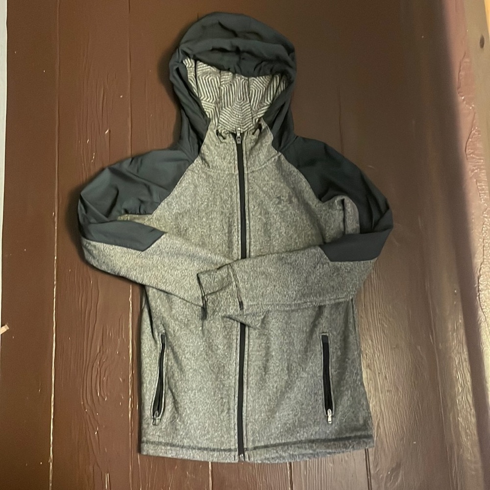 Under Armour Athletic Jacket ○Perfect fall coat!○